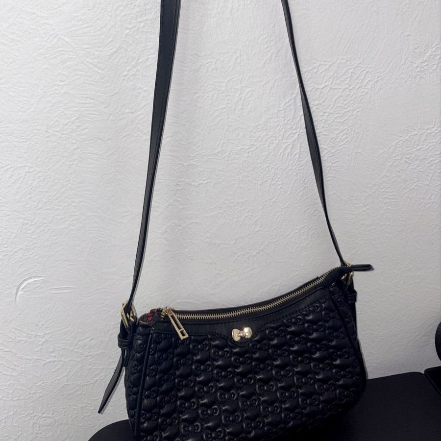 Hello Kitty Purse