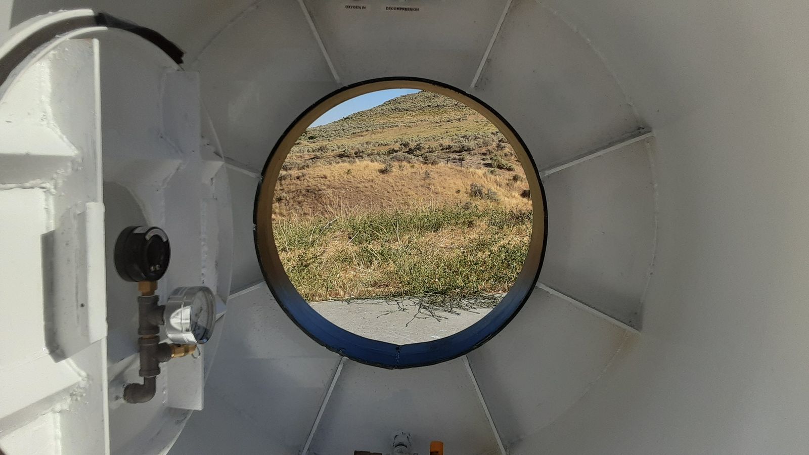 Main image 4