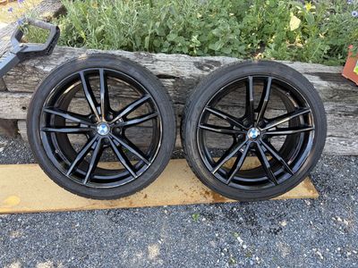 BMW 19” Black Gloss Wheels with Tires - Set of 4