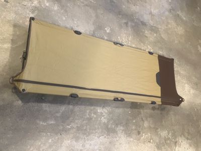 Folding camping cot