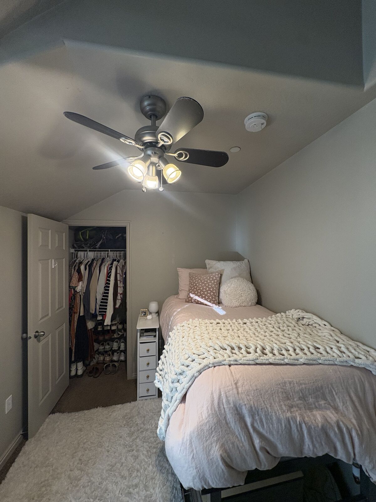 Lanai Provo Apartment - 3 Rooms Available Spring/Summer/Fall-Winter