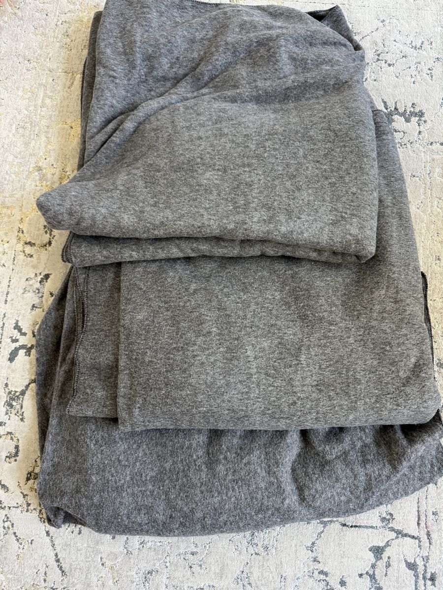 3pc queen size blankets lot