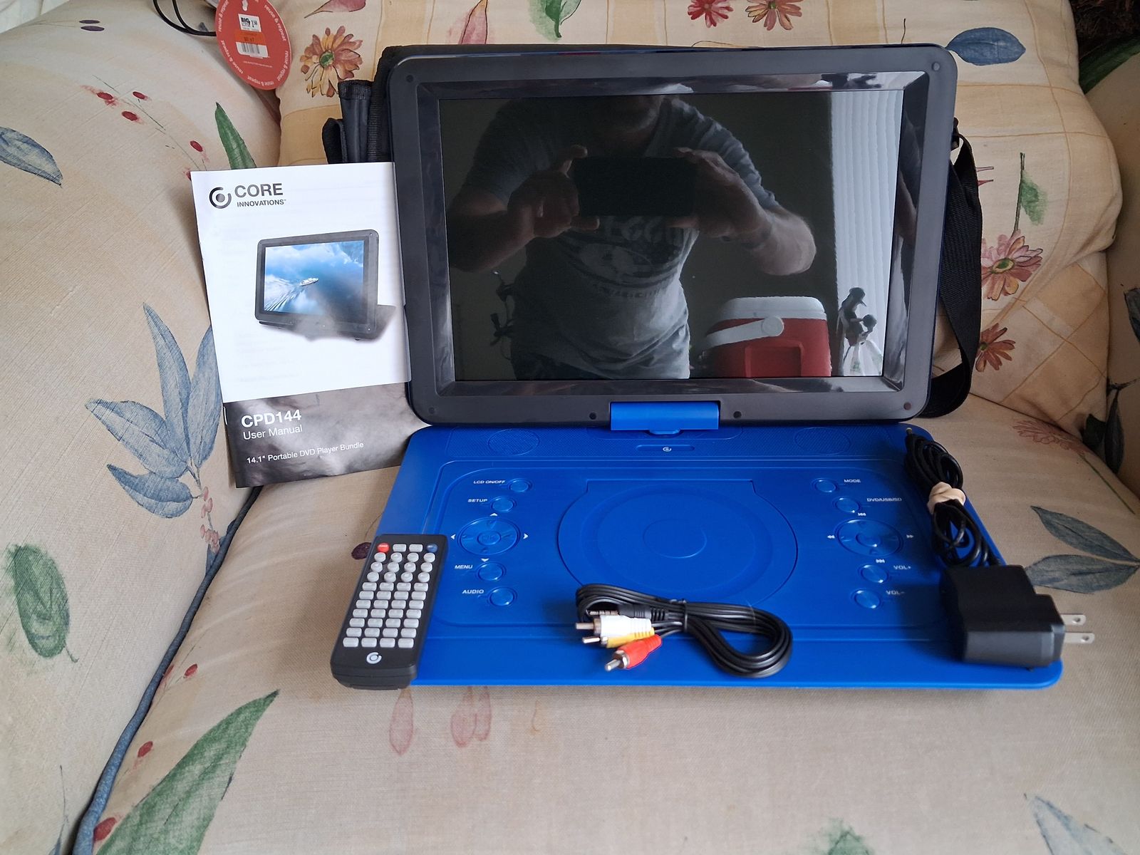14" portable Core Innovations DVD player