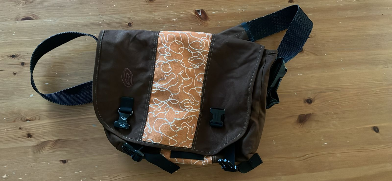 2000s Timbuk 2 Messanger Bag