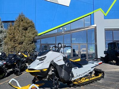 2023 Ski-Doo Summit Edge 165 850 E-TEC E.S. PowderMax X-Light 3.0 w/ FlexEdge S00238