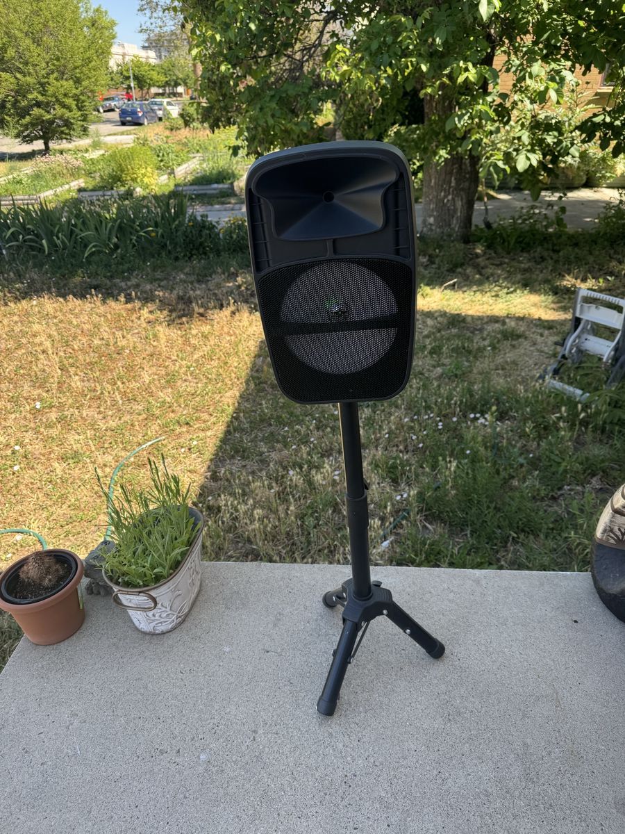 APEX LED WIRELESS SPEAKER WITH BLUETOOTH
