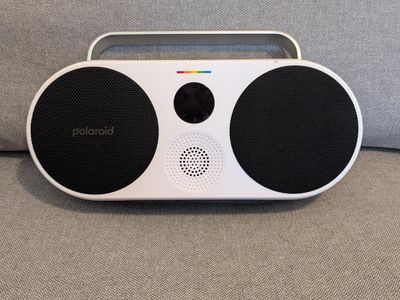 Polaroid P3 Portable Bluetooth Speaker - White/Silver - Excellent Condition