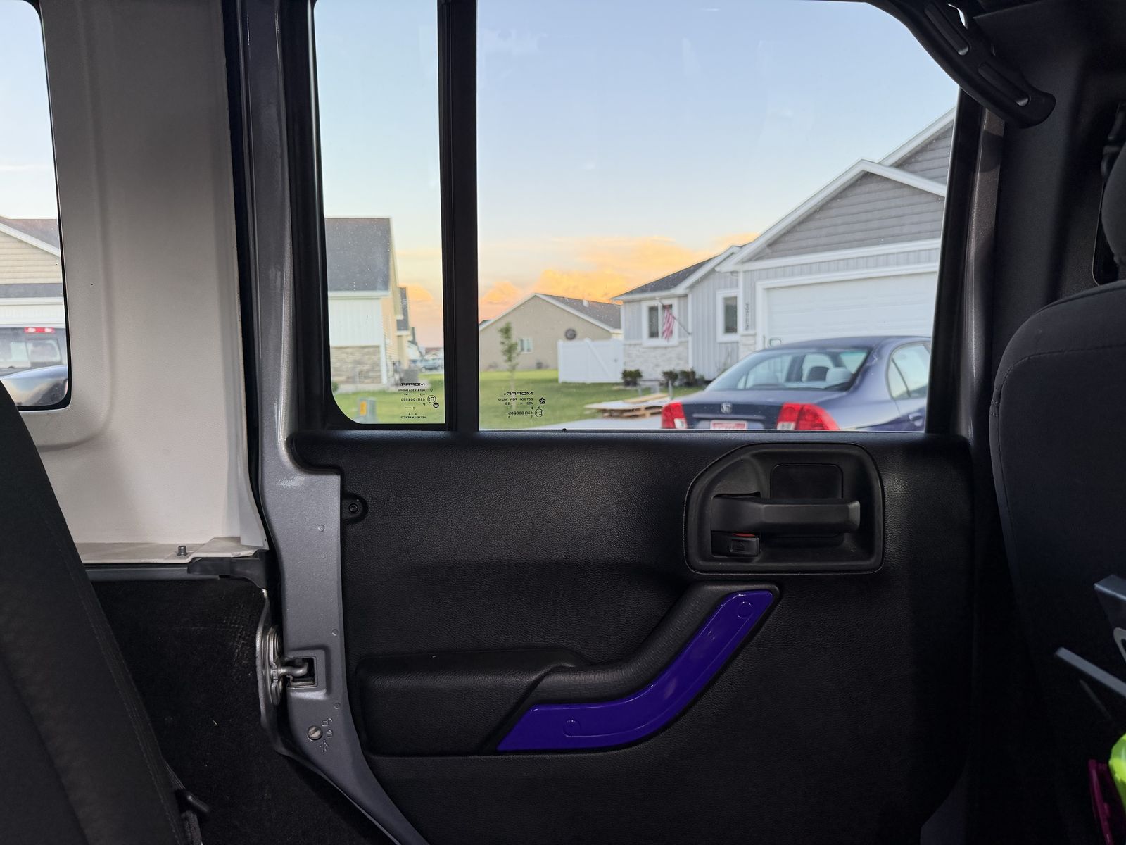 Main image 27