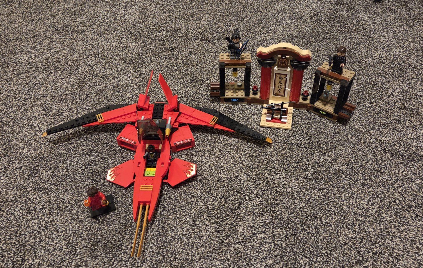 Lego Ninjago Kai Fighter 70721 and Overwatch 75971