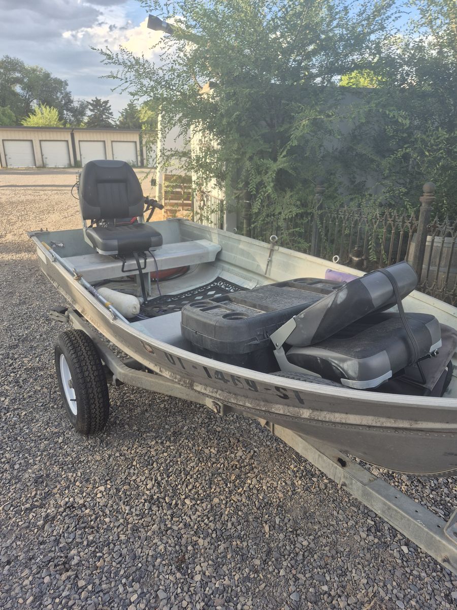 10' Aluminum Boat,Trailer&Motor