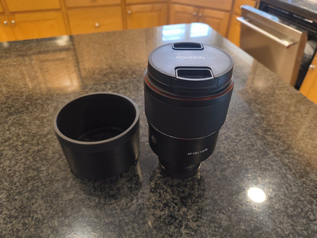 Rokinon / Samyang AF 135mm F/1.8 Like New for Sony