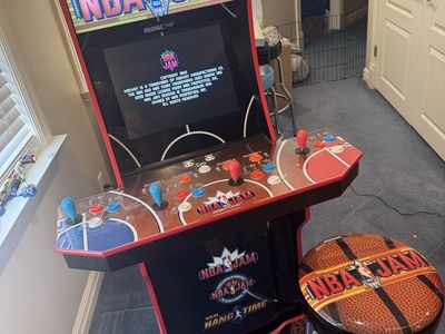Arcade1Up NBA JAM Special Edition Arcade Machine + Matching Stool – Excellent Condition (Rare & Discontinued!)