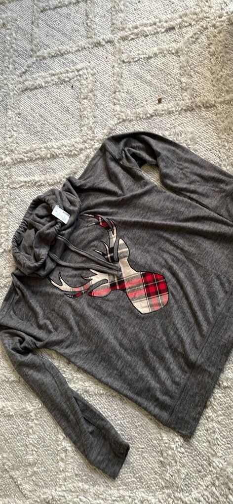 New Maurices Small Gray Plaid Reindeer Cowl Neck