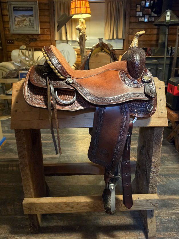 Hand-tooled Circle Y All Around Saddle 15" Seat