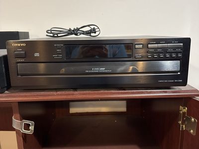 Onkyo DX-C340 6-Disc Carousel CD Player Changer Black