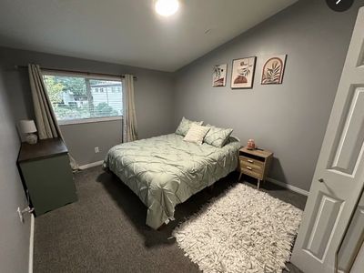Cozy/stylish/private Bedroom & Bathroom
