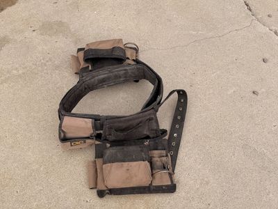 Carpenters tool belt