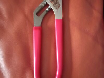 Hand tool Pliers these pliers are new but sustained water damage in package need sanding is all