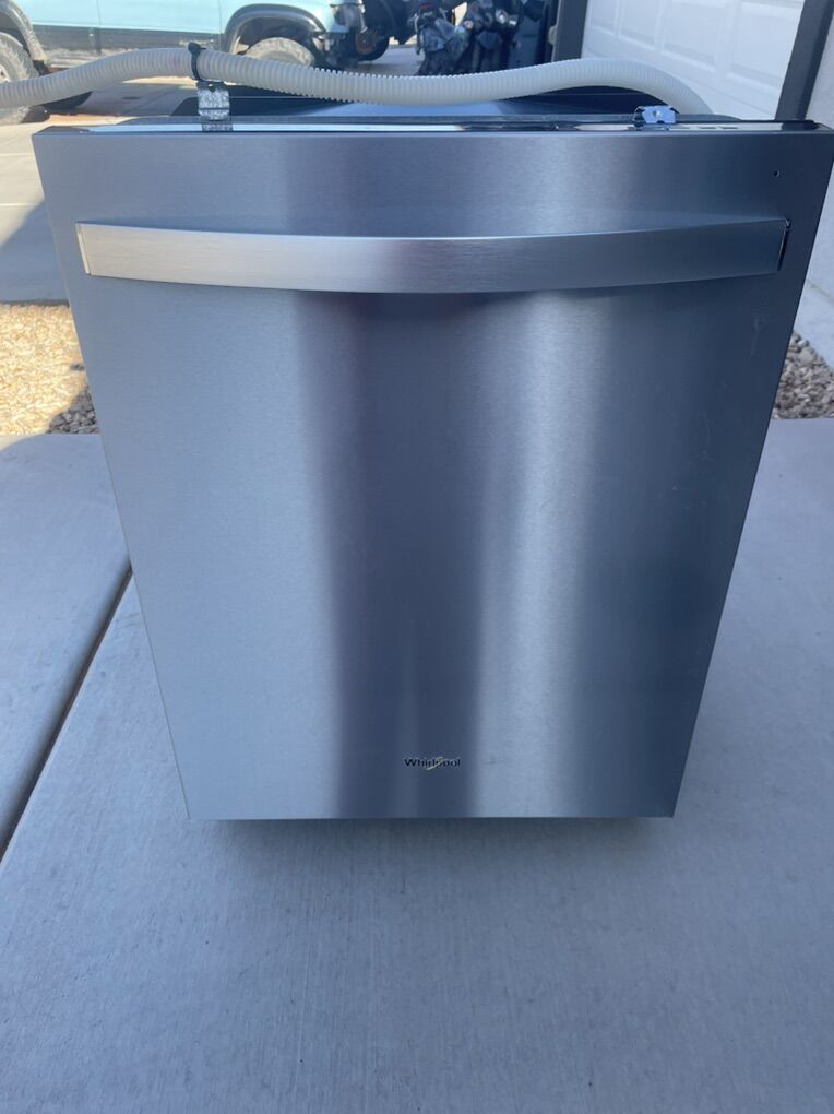 Whirlpool Dishwasher