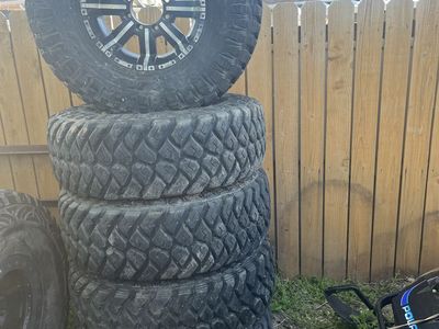 Maxxis M/T Tires and Rims