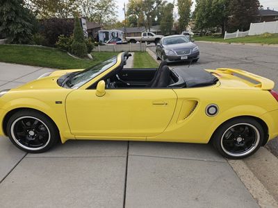 2000 TOYOTA MR2 SPYDER Base