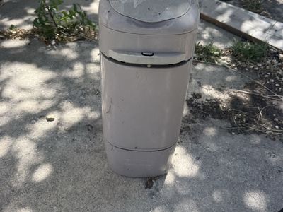Litter Genie Cat Litter Disposal System - Used, Gray