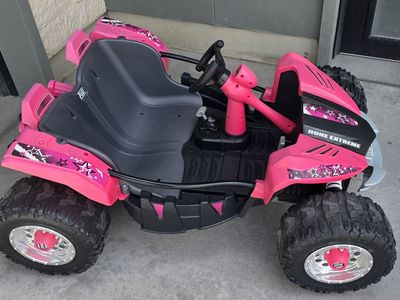 Fisher-Price Power Wheels Dune Racer Extreme Battery-Powered Ride-on Car for kids with Charger, Pink, 12 V