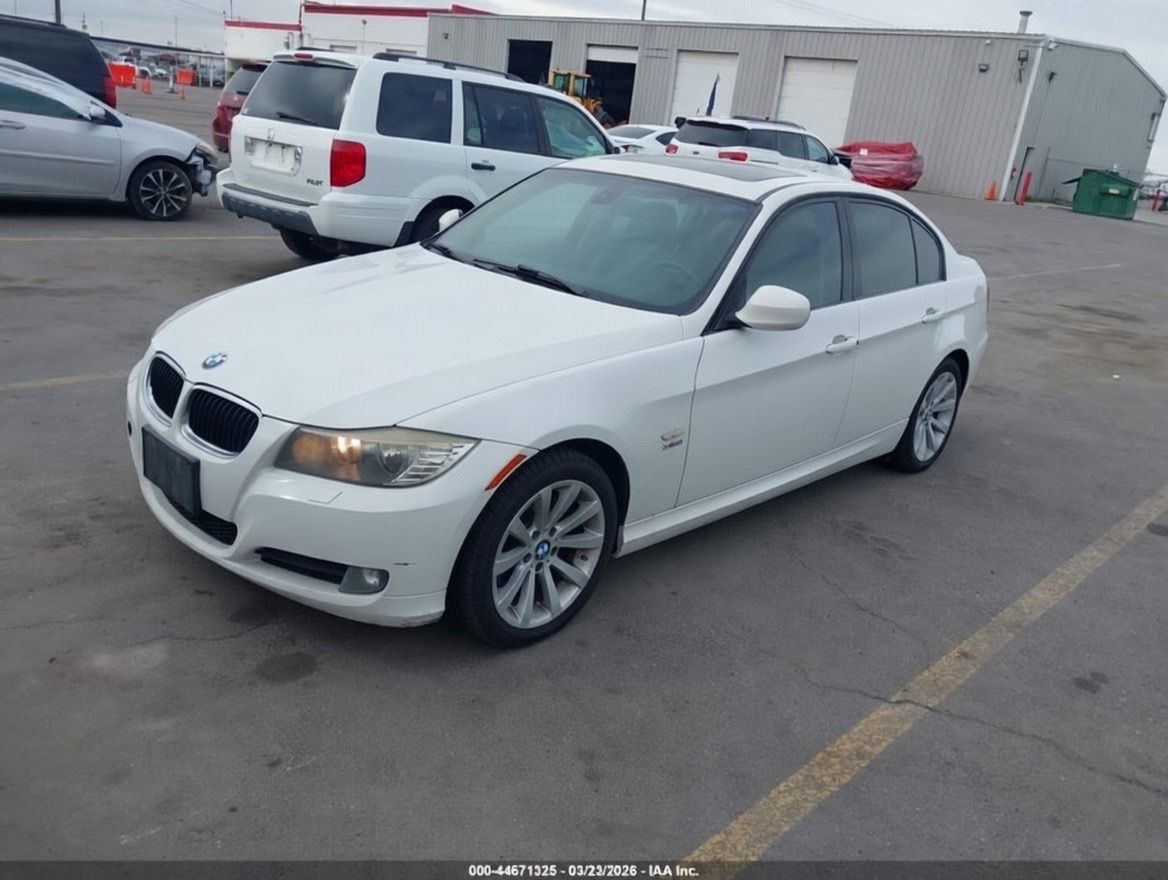 2011 BMW 3 Series 