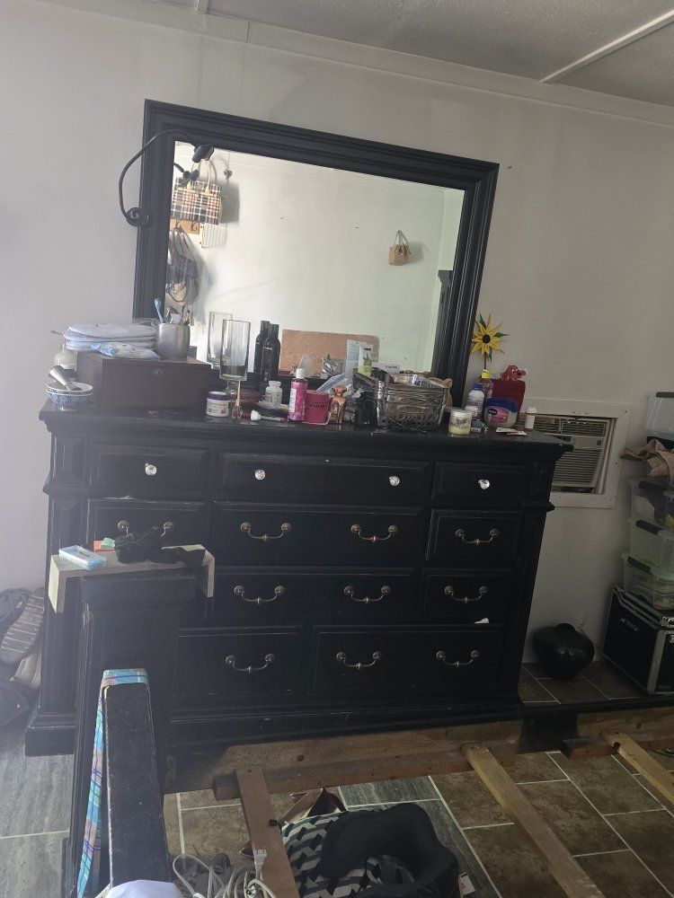Main image 2