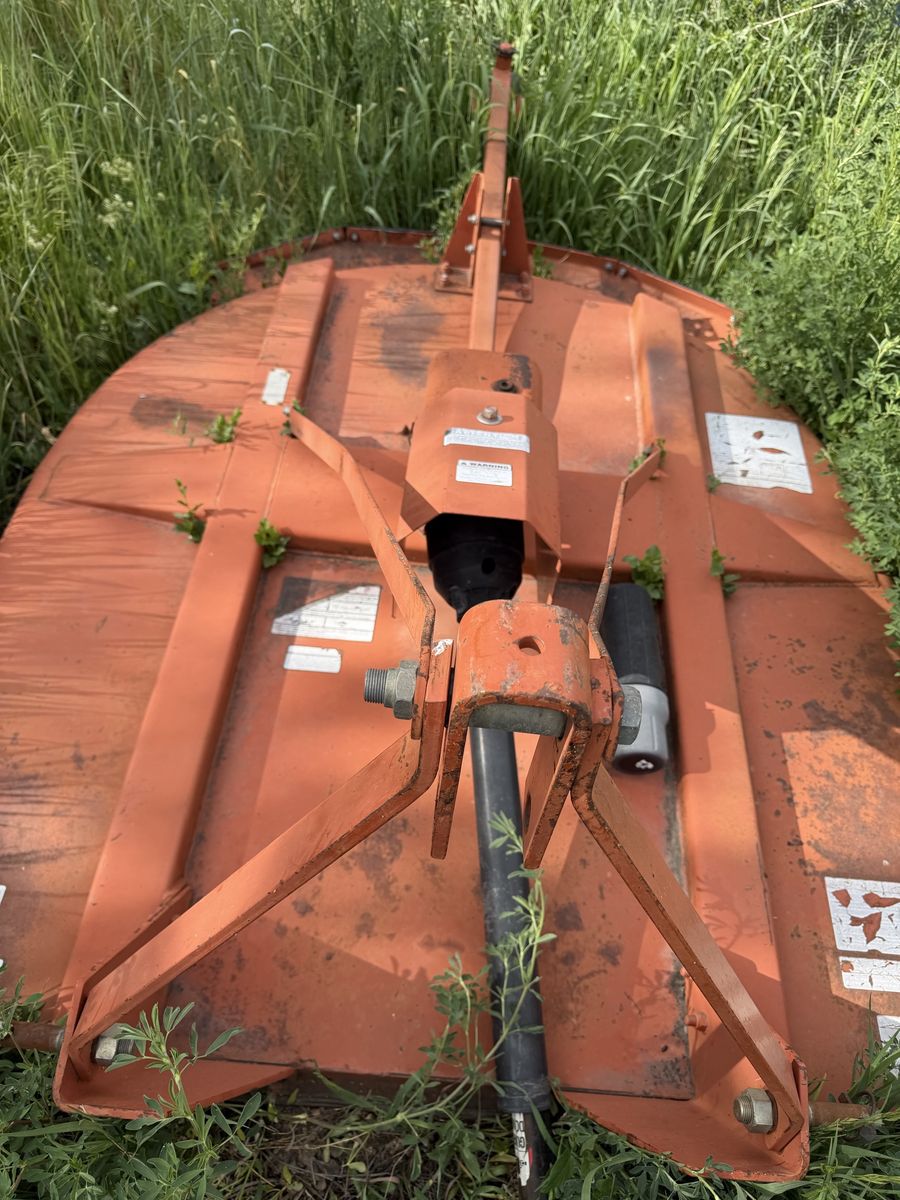 5 Foot Rhino heavy duty rotary mower brush hog model SE5