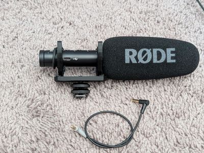 Rode Videomic NTG Camera Mount Professional USB-C or TRS Supercardioid Shotgun Microphone