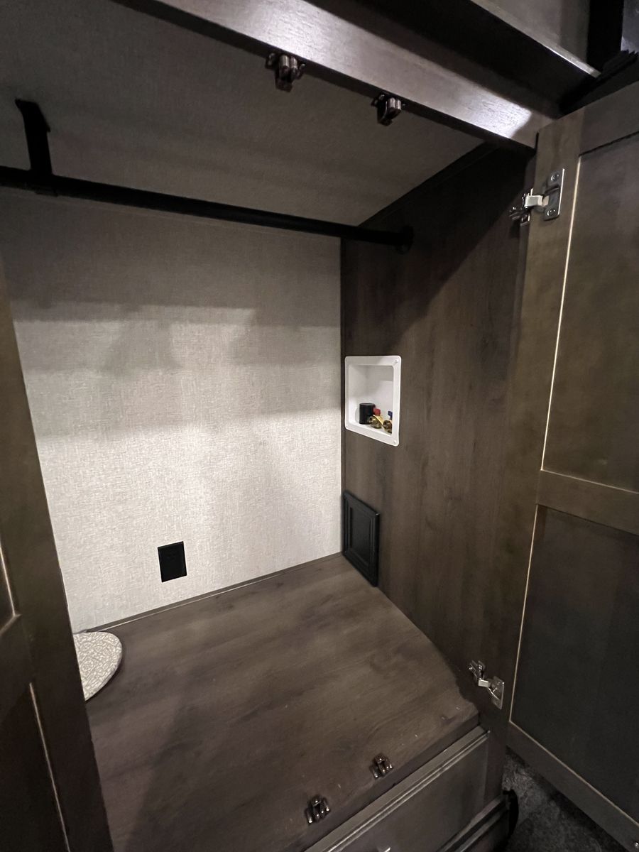 Main image 15