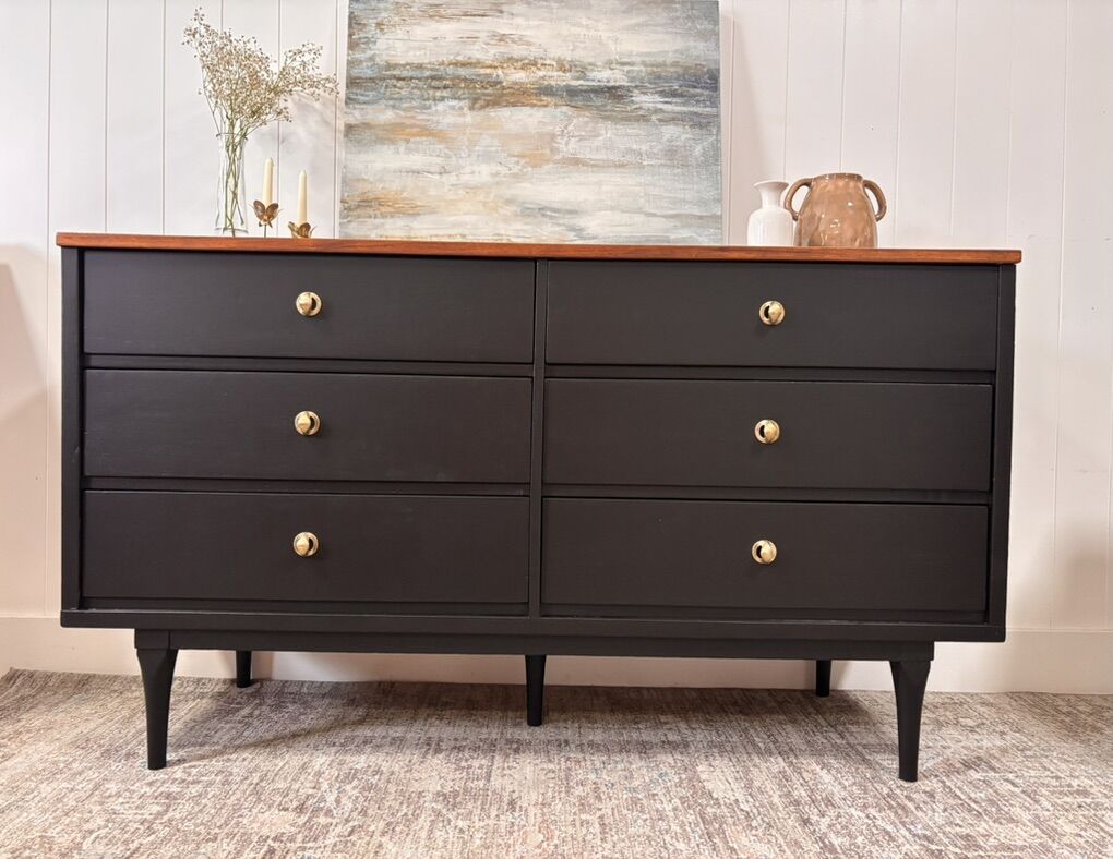 MCM Dresser
