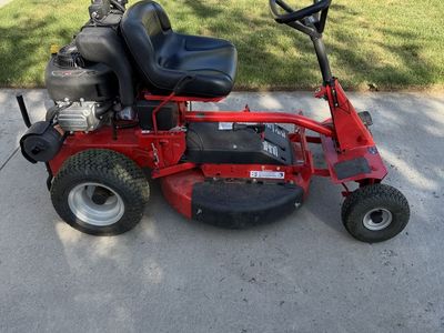 Snapper Rear Engine Rided rer and Power Trim edger