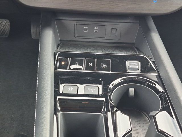 Main image 24