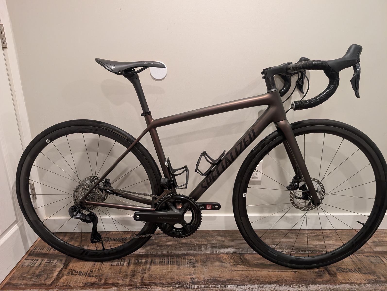 2025 Specialized Aethos Pro Ultegra Di2 - 52 cm - $4500