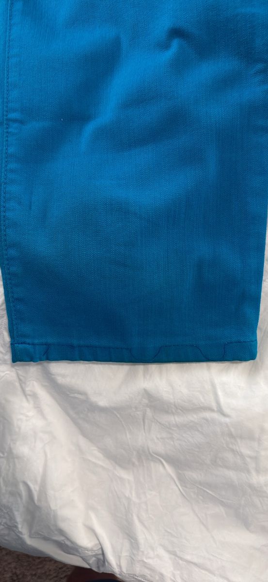 Main image 4