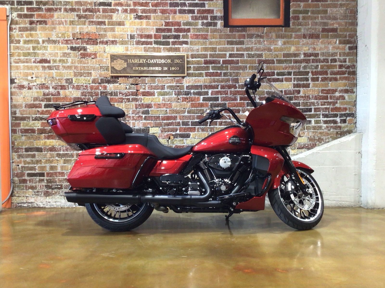 2026 HARLEY-DAVIDSON ROAD GLIDE LIMITED FLTRXL