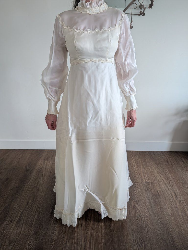 Vintage Ivory Wedding Dress - High Neck, Sheer Sleeves, Empire Waist, Lace Trim