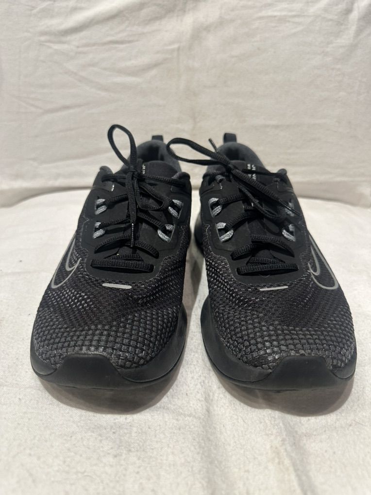 Nike Juniper Men’s 8.5 Black Gore-Tex Trail Shoes