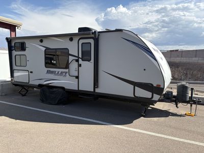 2020 Keystone Bullet Crossfire 2200BH Travel Trailer - Sleeps 8, Outdoor Kitchen, New Tires & Batteries