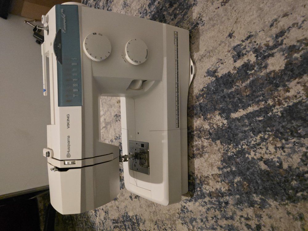 Husqvarna Viking Emerald 116 Sewing Machine