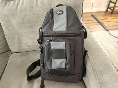 Lowepro 202 AW Sling Bag