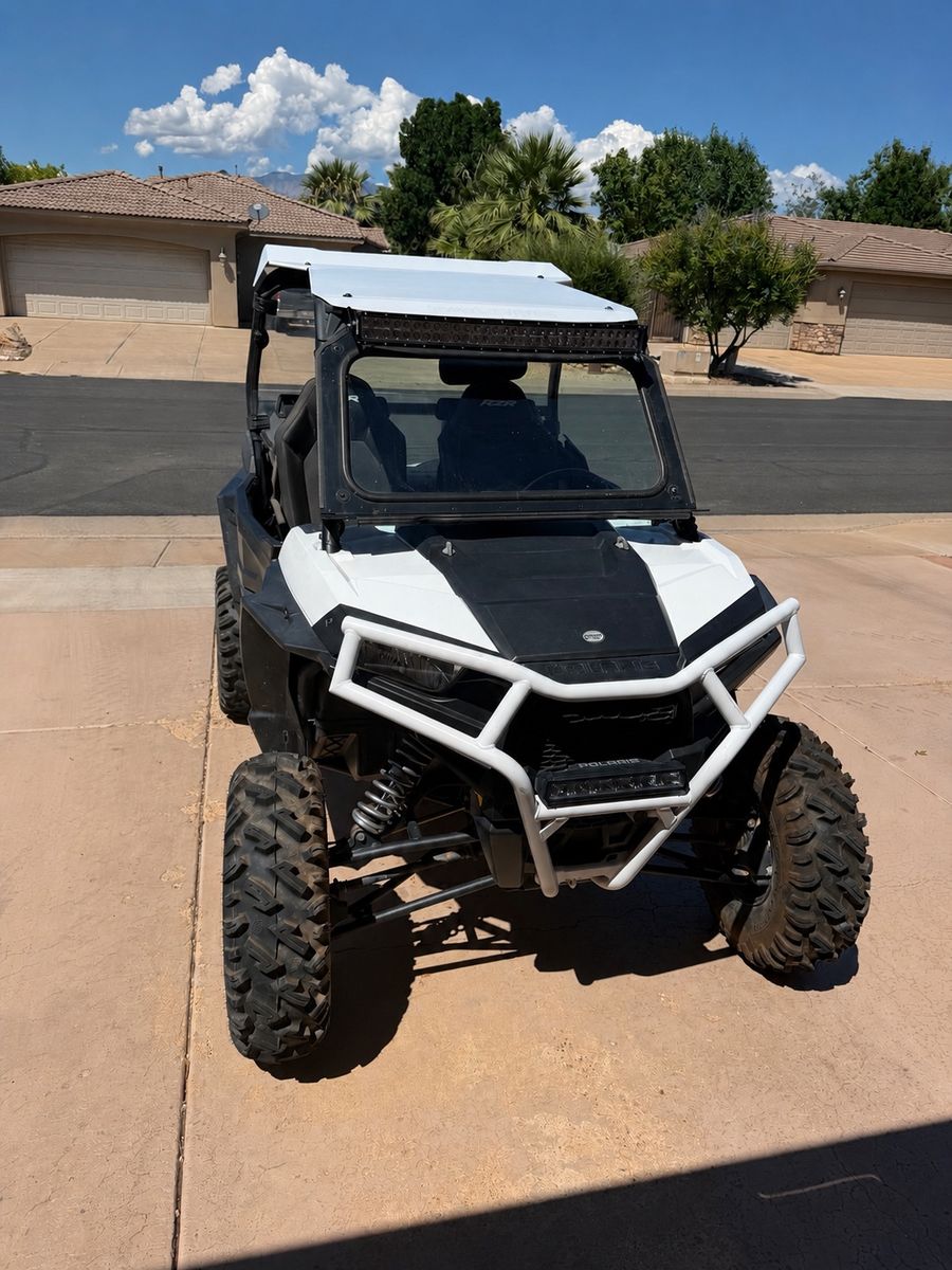 2015 Polaris RZR 900 S Utility Vehicle - Used