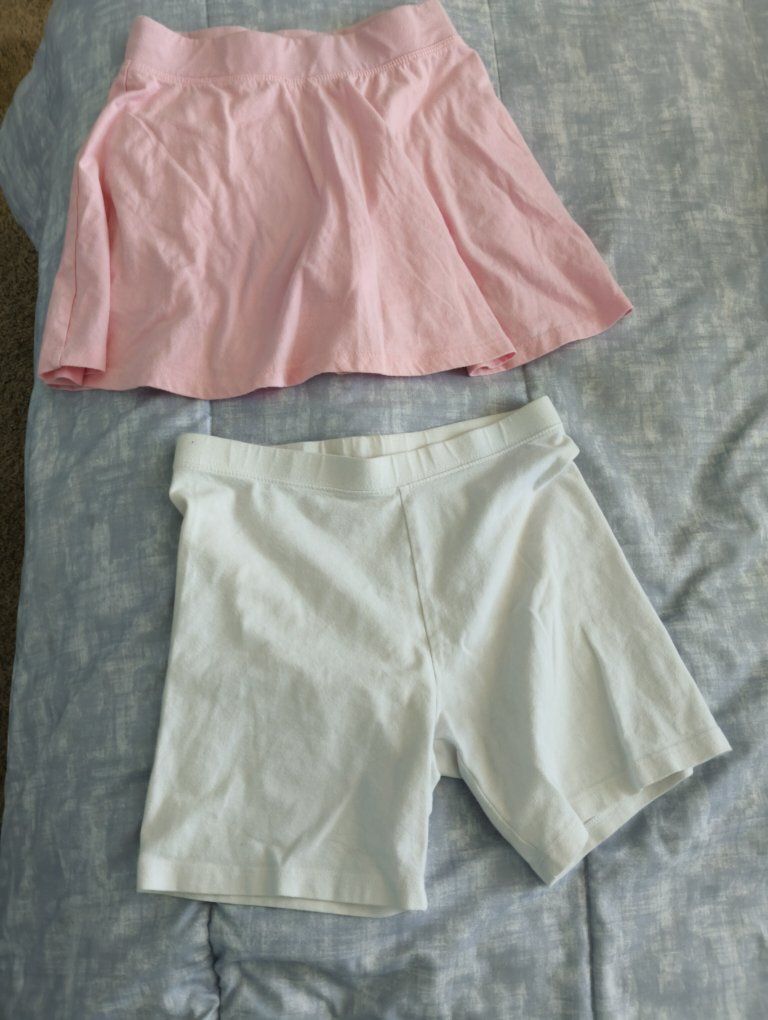 Girls Size 10/12 shorts/skort