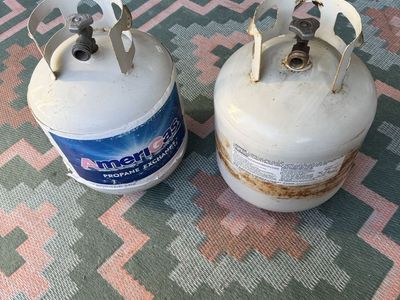 2x Propane Tanks