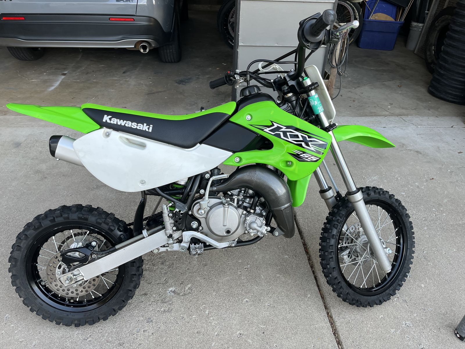 2016 KX65
