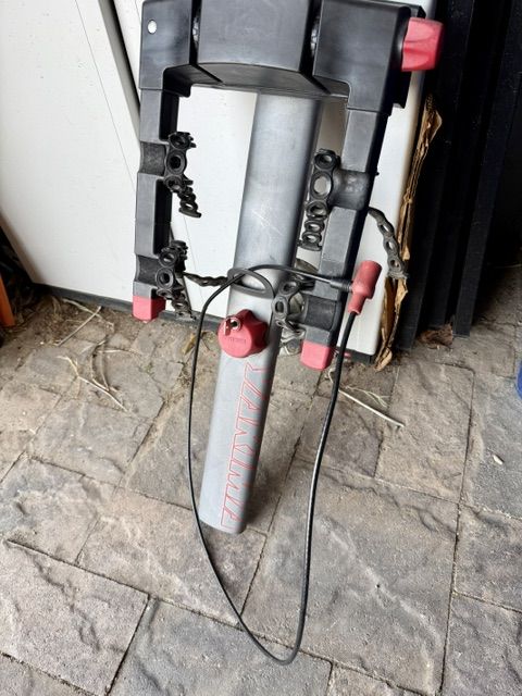 Main image 6