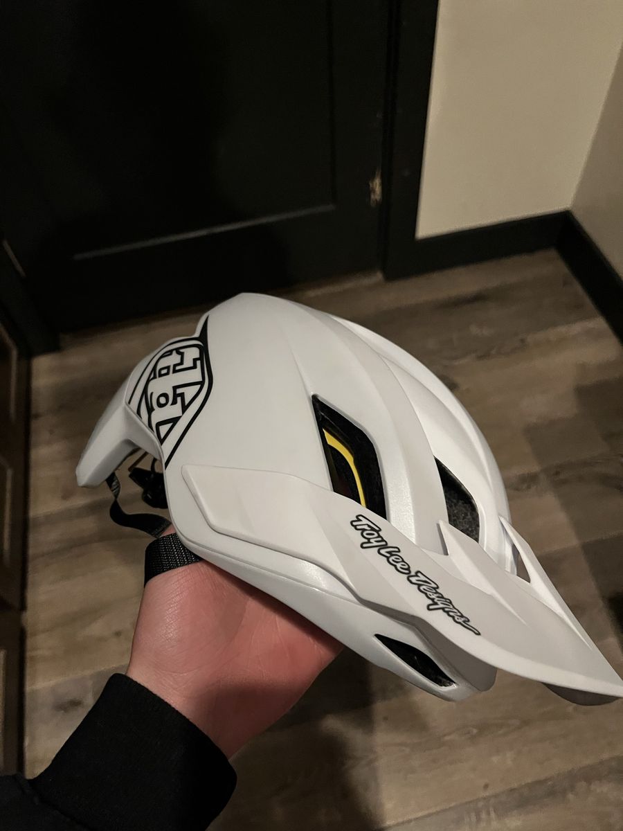 Troy Lee designs helmet size M/L