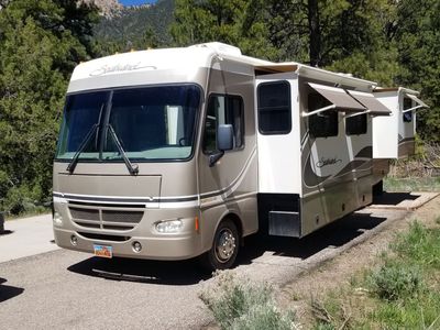 Fleetwood Southwind Motor Home 36 foot